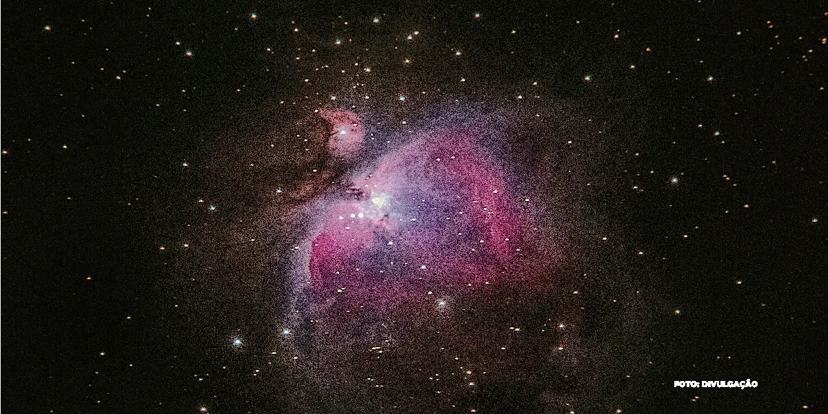 Cosmos e Física Quântica: Explorando as Forças Invisíveis que Moldam o Universo 1 A Física Quântica é o ramo da ciência que estuda os fenômenos em escalas muito pequenas