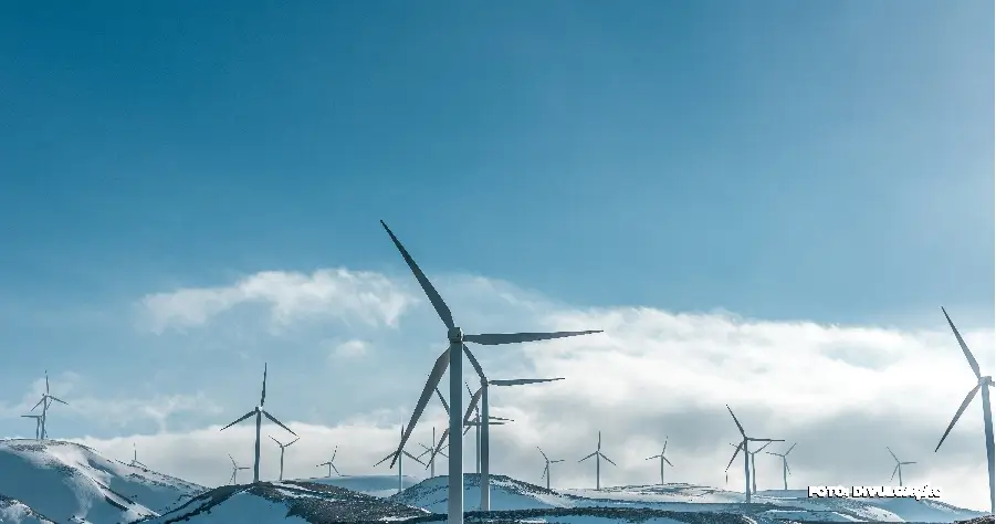 Relação entre vibração e energia na física quântica 4 A mecânica quântica revela um universo fascinante, onde vibração e energia estão intimamente entrelaçadas